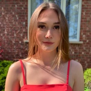 Meet your Posher, Mallory